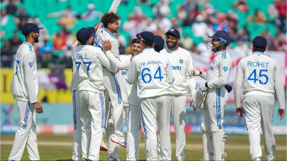 England bowled out at 218 in final test against India England bowled out at 218 in final test against India