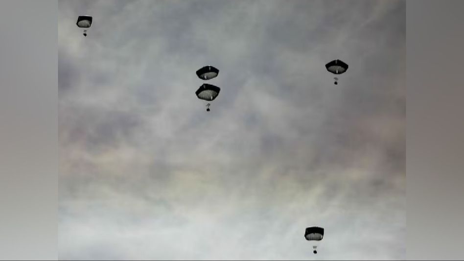 5 killed, several injured after parachute fails to open during aid drop in Gaza 5 killed, several injured after parachute fails to open during aid drop in Gaza
