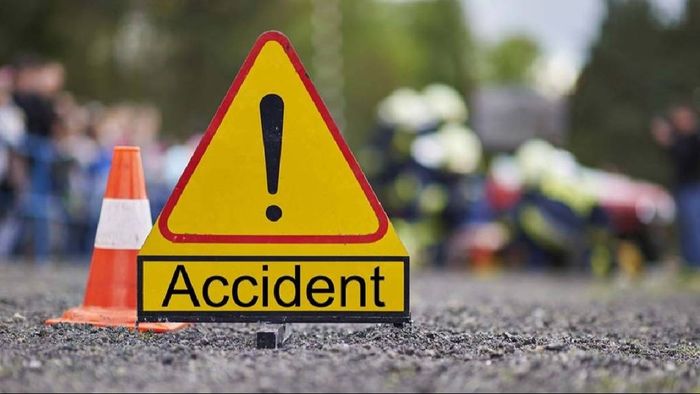 Jaunpur road accident claims six lives including a child