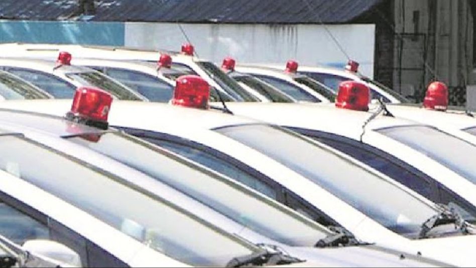 Assam: Guwahati police scramble to look for missing VIP car, issues red alert Assam: Guwahati police scramble to look for missing VIP car, issues red alert
