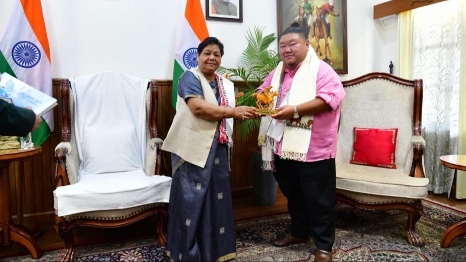 Nagaland tourism minister meets Manipur Governor to resolve community deadlock Nagaland tourism minister meets Manipur Governor to resolve community deadlock