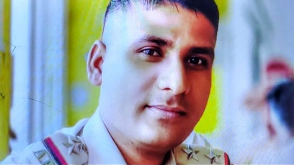 Assam: FIR lodged against police personnel in Dhubri for allegedly misusing power Assam: FIR lodged against police personnel in Dhubri for allegedly misusing power