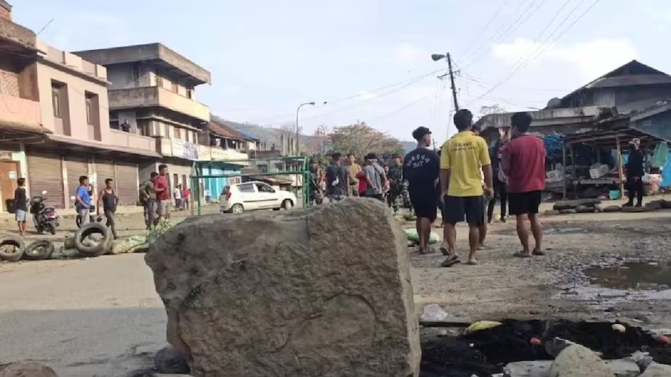 Manipur: Top tribal body condemns unabated breaching of buffer zones by alleged miscreants Manipur: Top tribal body condemns unabated breaching of buffer zones by alleged miscreants