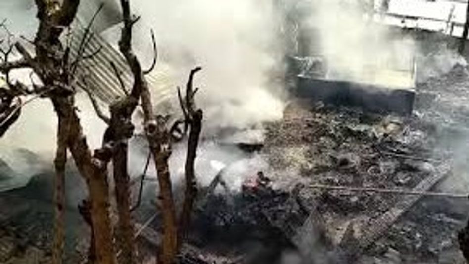 Assam: Fire erupts in Guwahati's Katahbari area Assam: Fire erupts in Guwahati's Katahbari area