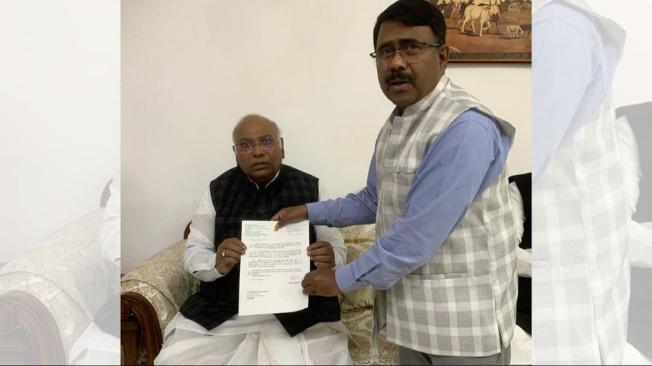 Assam MP Abdul Khaleque withdraws resignation from Congress after meeting Sonia Gandhi Assam MP Abdul Khaleque withdraws resignation from Congress after meeting Sonia Gandhi