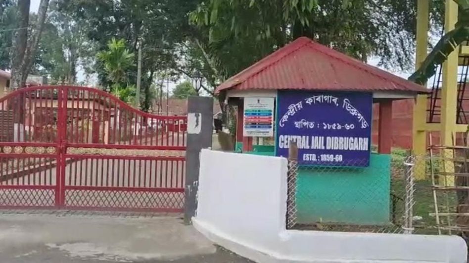 Assam: Amritpal Singh, aides observe hunger strike over security concerns in Dibrugarh jail, Akal Takht members visit jail Assam: Amritpal Singh, aides observe hunger strike over security concerns in Dibrugarh jail, Akal Takht members visit jail