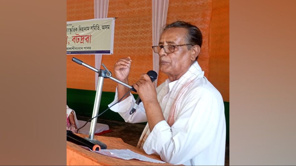 Assam CM Himanta Biswa Sarma mourns the demise of Narowa Satra Satradhikar Devanandadev Goswami Assam CM Himanta Biswa Sarma mourns the demise of Narowa Satra Satradhikar Devanandadev Goswami