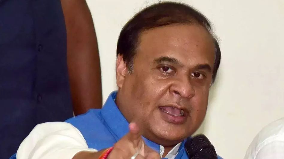 Assam CM accuses Delhi CM Arvind Kejriwal of inviting arrest by ignoring ED summons Assam CM accuses Delhi CM Arvind Kejriwal of inviting arrest by ignoring ED summons