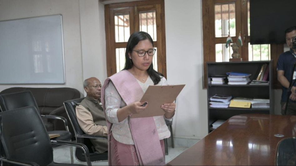 Meghalaya: NPP candidate Agatha Sangma files nomination for 2-Tura Lok Sabha constituency Meghalaya: NPP candidate Agatha Sangma files nomination for 2-Tura Lok Sabha constituency