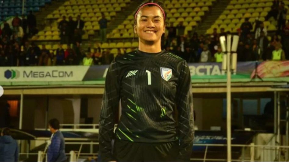 Manipur's Panthoi Chanu becomes first Indian footballer to play in the Australian League Manipur's Panthoi Chanu becomes first Indian footballer to play in the Australian League