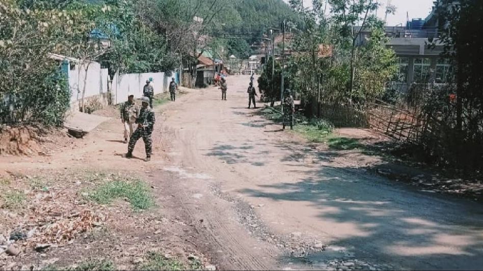 Manipur Police detain 266 persons in crackdown on violations across state Manipur Police detain 266 persons in crackdown on violations across state