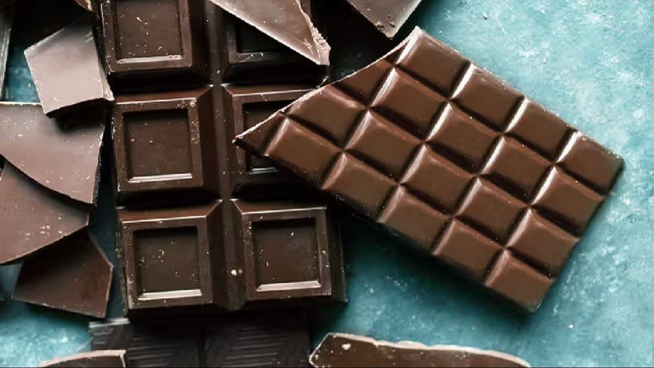 Do dark chocolates really uplift one's mood? Do dark chocolates really uplift one's mood?
