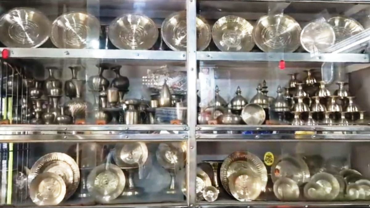 Assam: Centuries old bell metal crafting of Sarthebari receives GI tag Assam: Centuries old bell metal crafting of Sarthebari receives GI tag