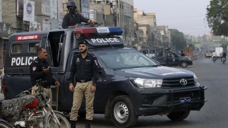 Pakistan: Two soldiers dead after armed men targets bomb disposal team in Balochistan Pakistan: Two soldiers dead after armed men targets bomb disposal team in Balochistan