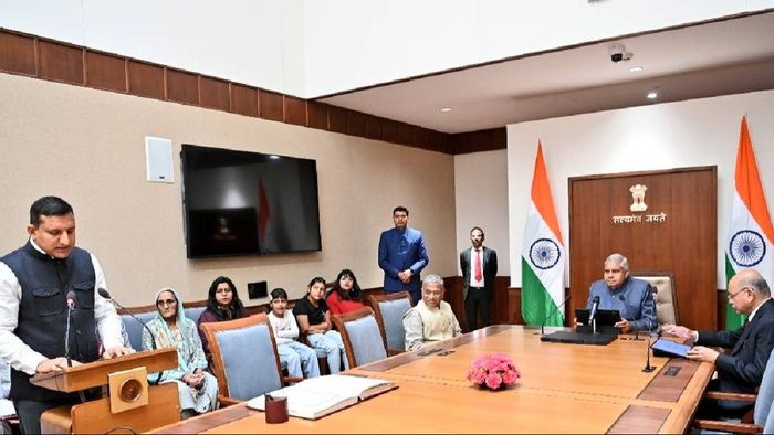 Vice-President Jagdeep Dhankhar administers oath to newly elected Rajya Sabha members