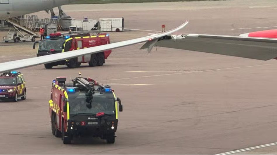 Heathrow Airport Incident: Virgin Atlantic and British Airways planes collide Heathrow Airport Incident: Virgin Atlantic and British Airways planes collide