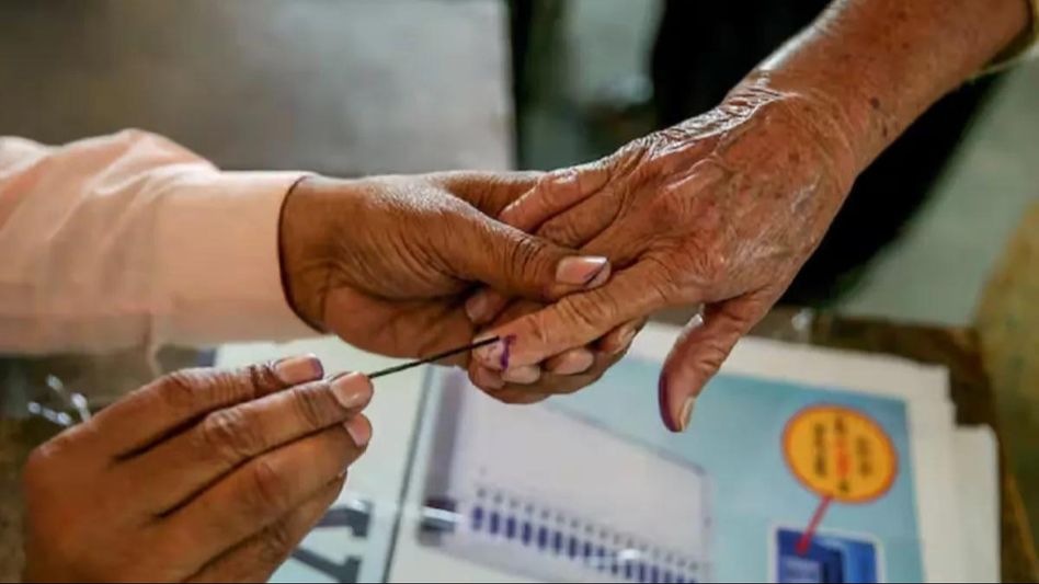 Manipur Lok Sabha elections 2024: State government declares paid holidays for private sector employees Manipur Lok Sabha elections 2024: State government declares paid holidays for private sector employees