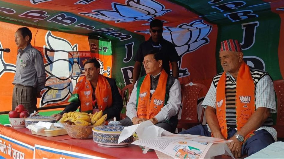 Sikkim: BJP Lok Sabha candidate Dinesh Chandra Nepal campaigns in Rangang- Yangang constituency Sikkim: BJP Lok Sabha candidate Dinesh Chandra Nepal campaigns in Rangang- Yangang constituency