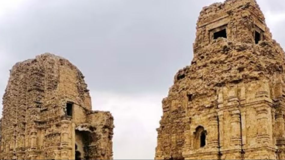 Historic Hindu temple demolished in Pakistan for commercial complex: Report Historic Hindu temple demolished in Pakistan for commercial complex: Report