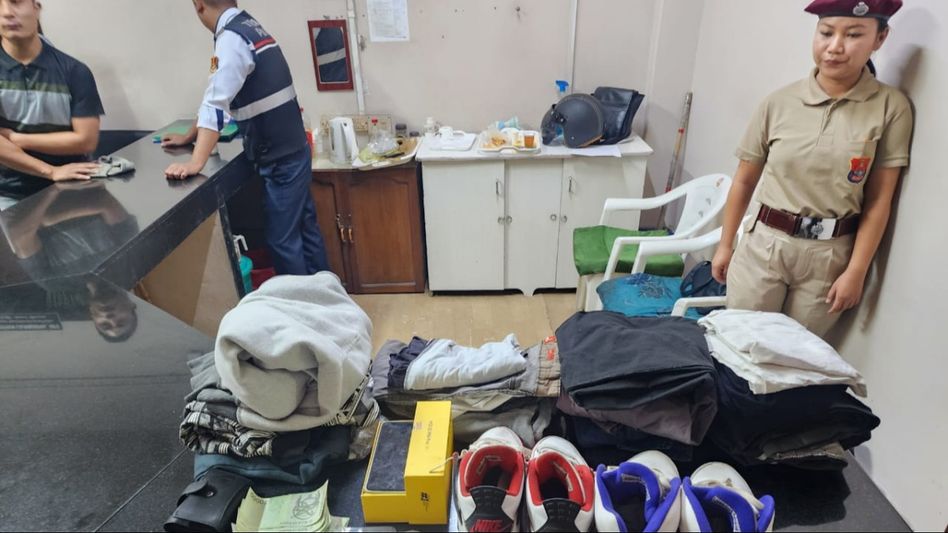 Mizoram: Aizawl police arrest burglars, emphasize the importance of CCTV Mizoram: Aizawl police arrest burglars, emphasize the importance of CCTV