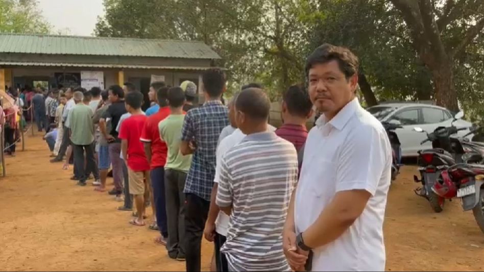 Meghalaya Lok Sabha Election: CM Conrad Sangma in que to cast his vote from 6:30 am Meghalaya Lok Sabha Election: CM Conrad Sangma in que to cast his vote from 6:30 am
