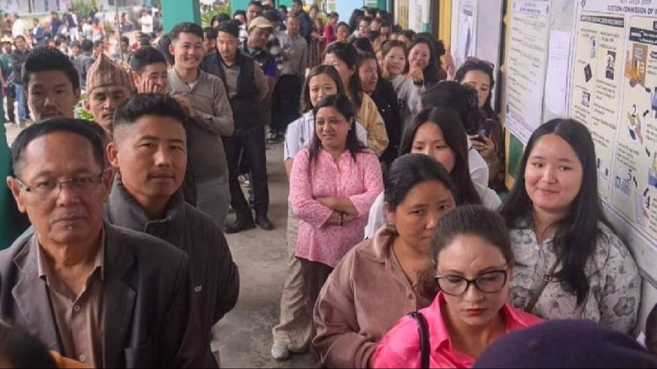 Sikkim Elections 2024: Voter turnout surges to 68.06 per cent by 7 pm, Tadong and Gangtok still on polls Sikkim Elections 2024: Voter turnout surges to 68.06 per cent by 7 pm, Tadong and Gangtok still on polls