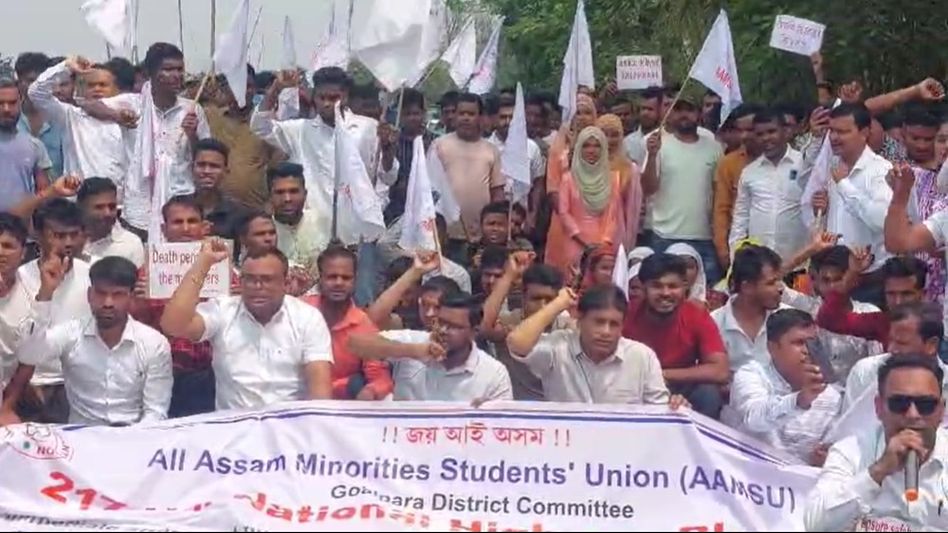 Minority students union threaten to block Assam-Meghalaya roads, demands justice for youths killed in East Garo Hills Minority students union threaten to block Assam-Meghalaya roads, demands justice for youths killed in East Garo Hills