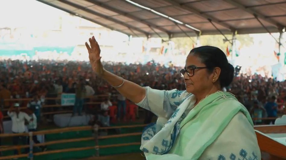 Banerjee Hits Back at BJP 'Conspiracy' Banerjee Hits Back at BJP 'Conspiracy'