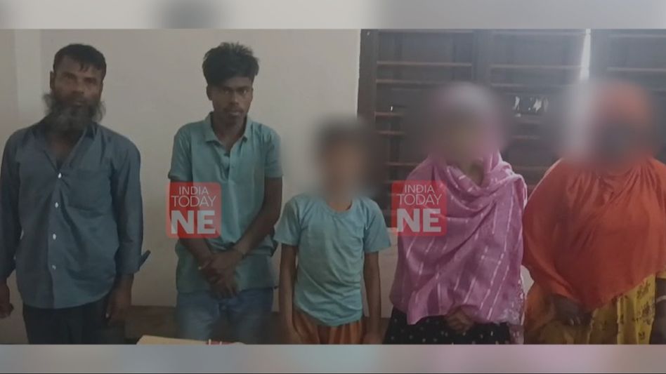 Tripura: Five including two minor Rohingya held while trying to en route to Hyderabad Tripura: Five including two minor Rohingya held while trying to en route to Hyderabad