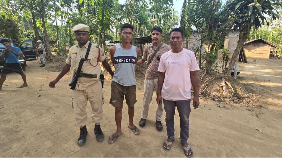Assam: Man arrested with handmade rifle in Goalpara Assam: Man arrested with handmade rifle in Goalpara