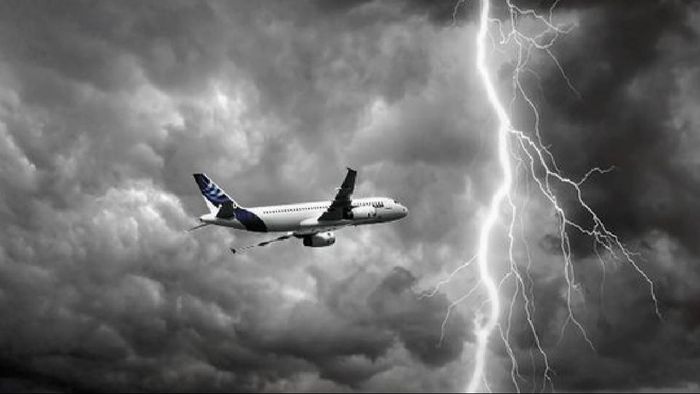 15 flights diverted due to bad weather conditions in Delhi