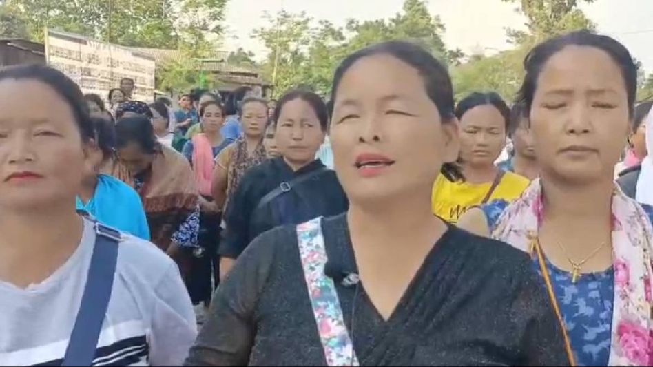 Manipur: Kuki-Zo women demands Home Ministry to secure buffer zone with central forces Manipur: Kuki-Zo women demands Home Ministry to secure buffer zone with central forces