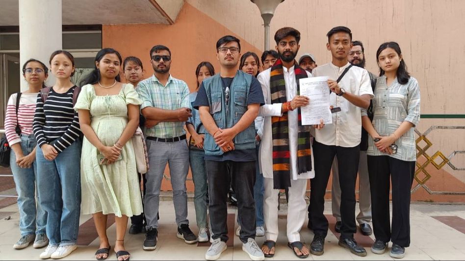 Sikkim University students lodge complaint after alleged medical negligence at Sokeyghang’s New STNM Hospital Sikkim University students lodge complaint after alleged medical negligence at Sokeyghang’s New STNM Hospital
