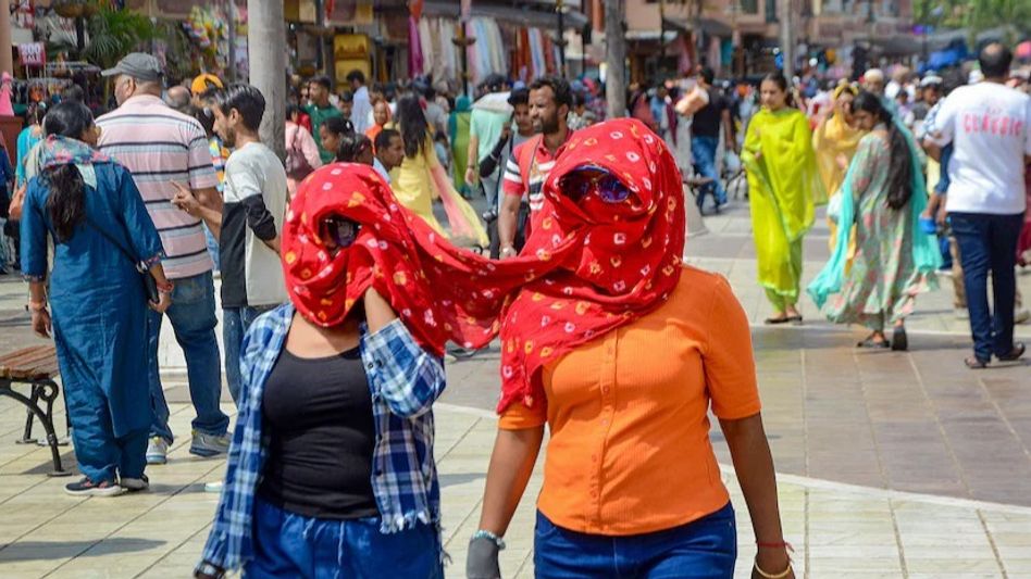 Red alert issued in 4 states due to heatwave, orange alert in Sikkim Red alert issued in 4 states due to heatwave, orange alert in Sikkim