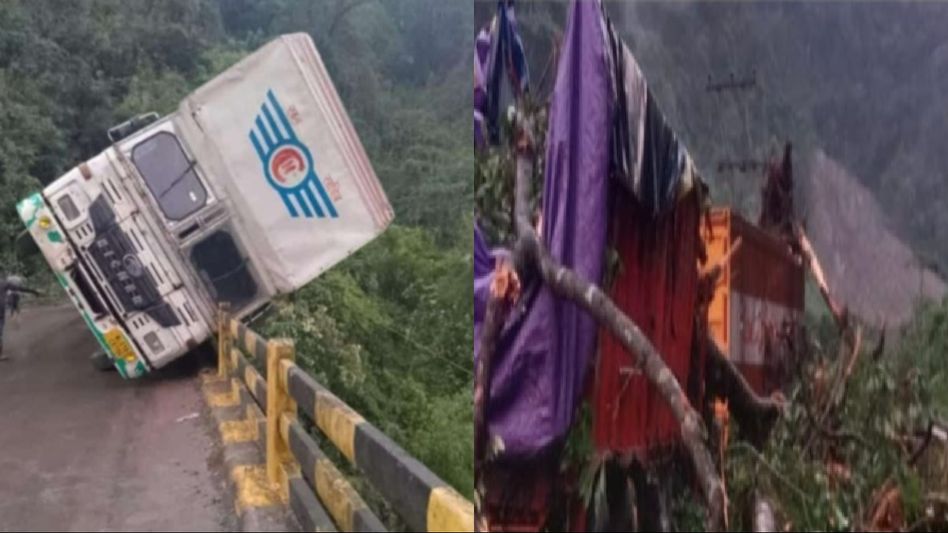 Meghalaya: Massive landslide near Sonapur tunnel halts traffic, truck driver escapes unhurt Meghalaya: Massive landslide near Sonapur tunnel halts traffic, truck driver escapes unhurt