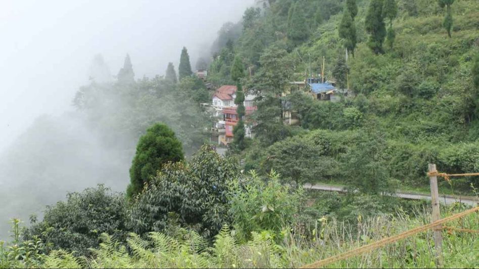 Sikkim CS reviews preparedness to deal with monsoon Sikkim CS reviews preparedness to deal with monsoon