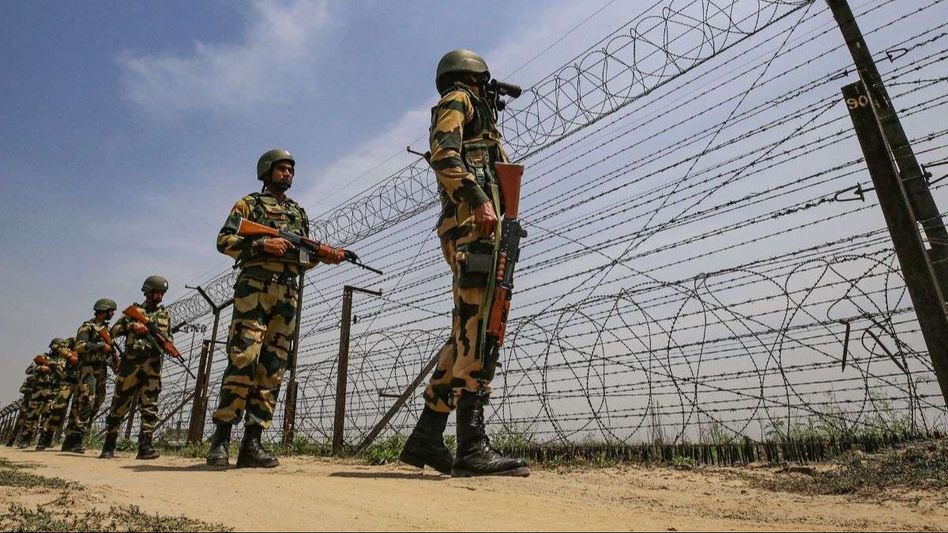 Pakistani intruder shot dead by BSF along international border in Jammu and Kashmir Pakistani intruder shot dead by BSF along international border in Jammu and Kashmir