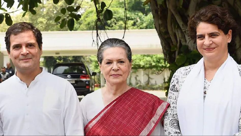 Gandhi family absent from Amethi Lok Sabha contest for first time in 25 years Gandhi family absent from Amethi Lok Sabha contest for first time in 25 years