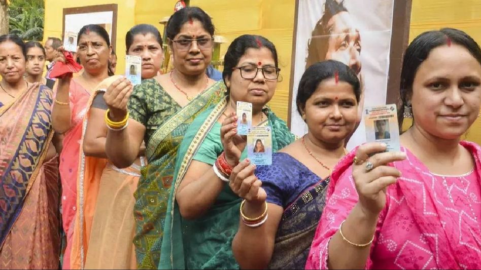 Lok Sabha Elections Phase 3: 94 seats across 12 states and Union Territories head to polls on May 7 Lok Sabha Elections Phase 3: 94 seats across 12 states and Union Territories head to polls on May 7