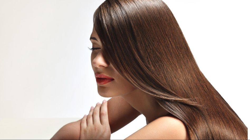 Shining Through the Summer: Strategies to Maintain Lustrous Hair Shining Through the Summer: Strategies to Maintain Lustrous Hair