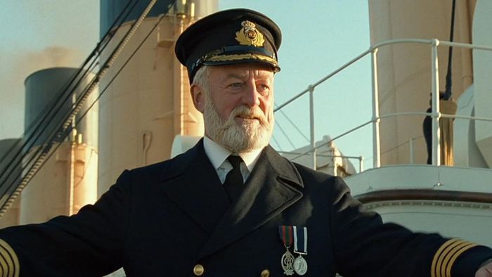 'Titanic' and 'Lord of the Rings' star Bernard Hill dies at 79