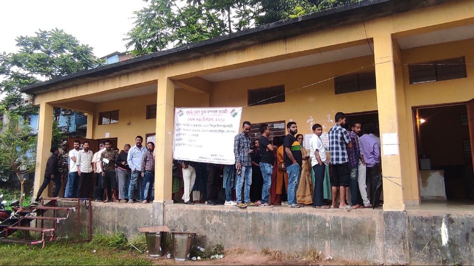 Lok Sabha Elections 2024: Polling begins for 93 seats in third phase of LS polls across 12 states and union territories Lok Sabha Elections 2024: Polling begins for 93 seats in third phase of LS polls across 12 states and union territories