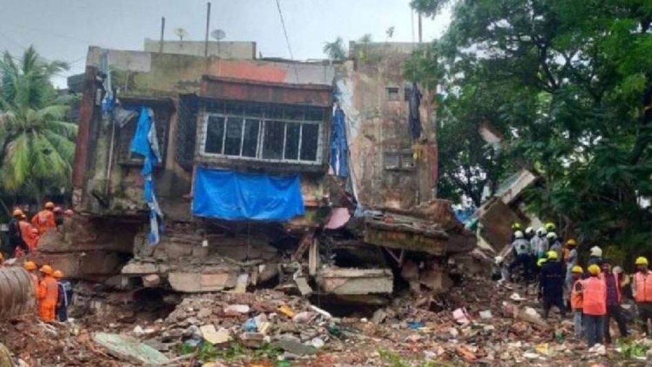 Four-year-old among 7 killed after wall collapses in Hyderabad Four-year-old among 7 killed after wall collapses in Hyderabad