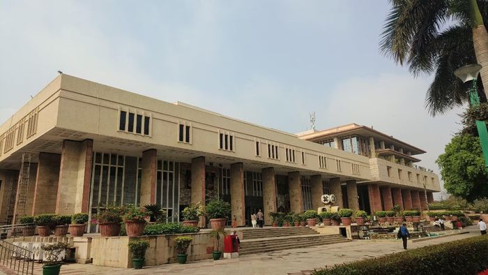 Court Orders Tech Giants to Revisit Removal Order