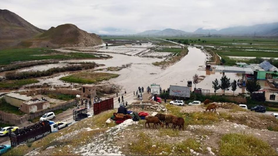 Flash floods kill over 300 in Afghanistan, destroy 1,000 homes Flash floods kill over 300 in Afghanistan, destroy 1,000 homes
