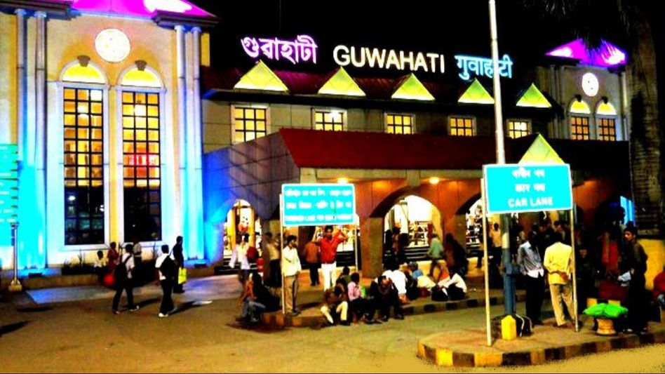 Assam: Two Bangladeshi terrorists arrested from Guwahati railway station Assam: Two Bangladeshi terrorists arrested from Guwahati railway station