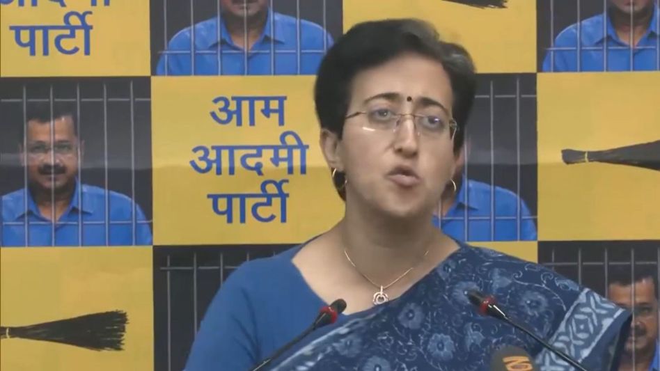 AAP rejects Swati Maliwal's assault claim, calls her BJP's agent AAP rejects Swati Maliwal's assault claim, calls her BJP's agent