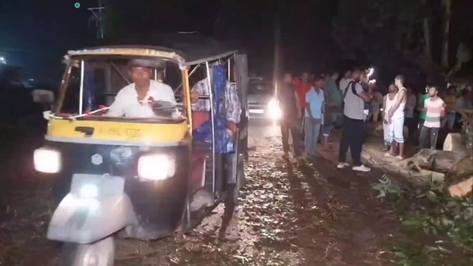 Assam: Falling tree kills passenger, injures one in Bongaigaon Assam: Falling tree kills passenger, injures one in Bongaigaon