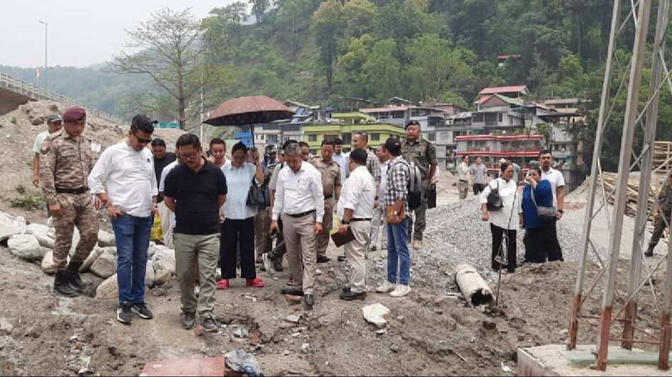 Sikkim: Authorities conduct extensive inspection along flood-affected areas in Rangpo Sikkim: Authorities conduct extensive inspection along flood-affected areas in Rangpo