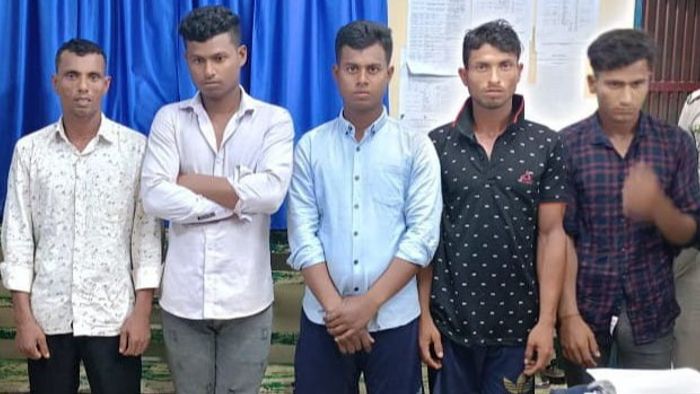 Eight Bangladeshis Detained in Tripura